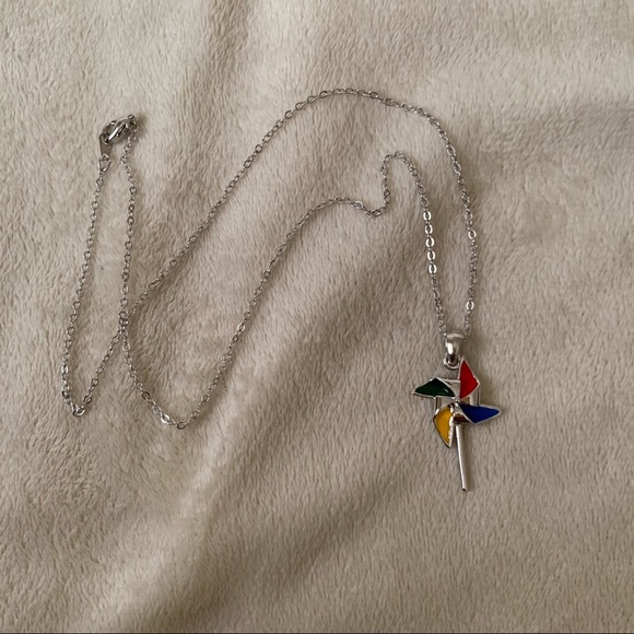 Pinwheel Necklace - Picture 2 of 2